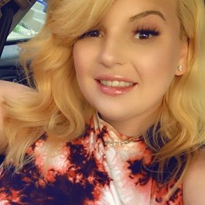 Meet your Posher, Sarahjo